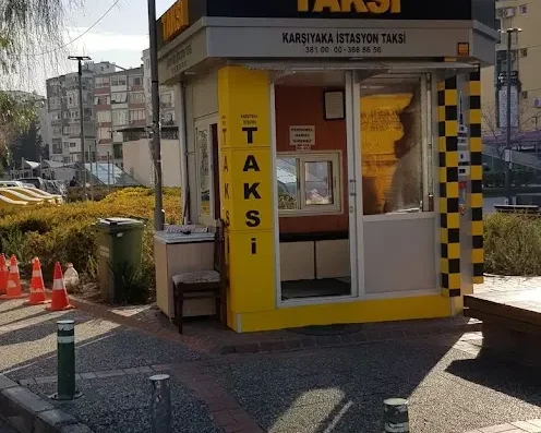 karsiyaka istasyon taksi duragi